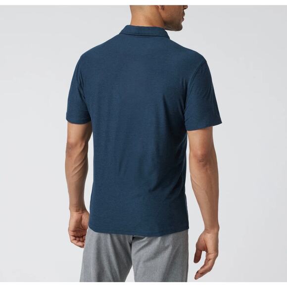 Vuori Strato Tech Polo in Navy Heather size Large in Excellent Condition - Picture 2 of 8